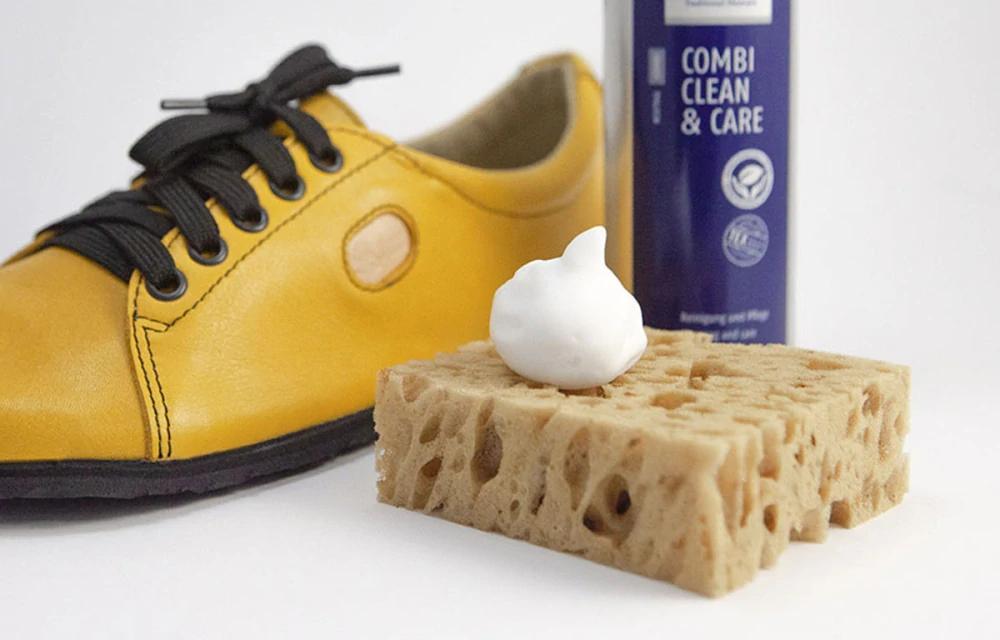 Shoe cleaning sponge