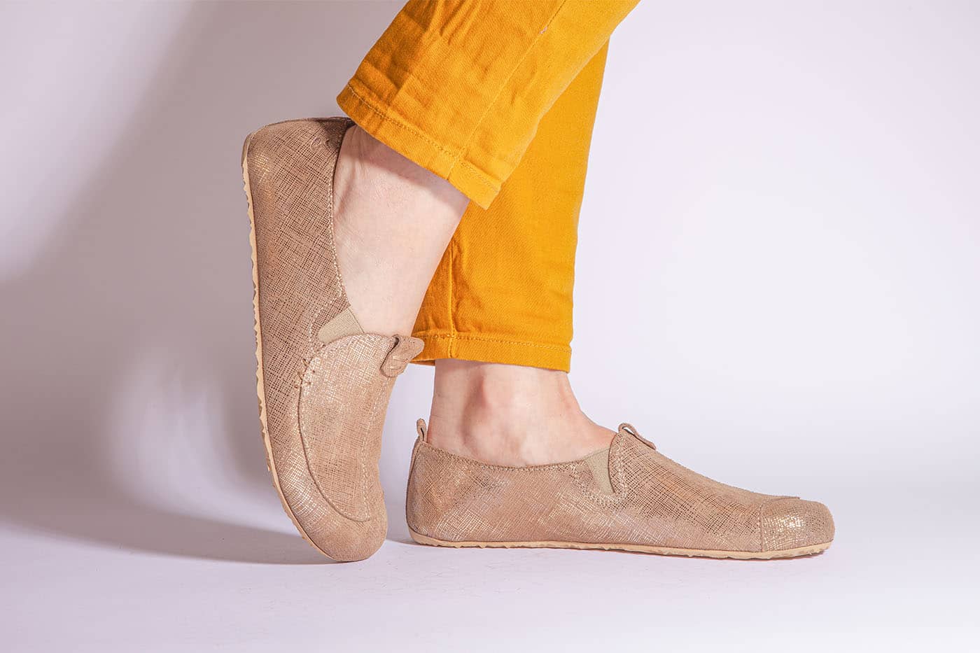 Mocasin_gold_1_0001_Mocasin_gold-9-1.jpg